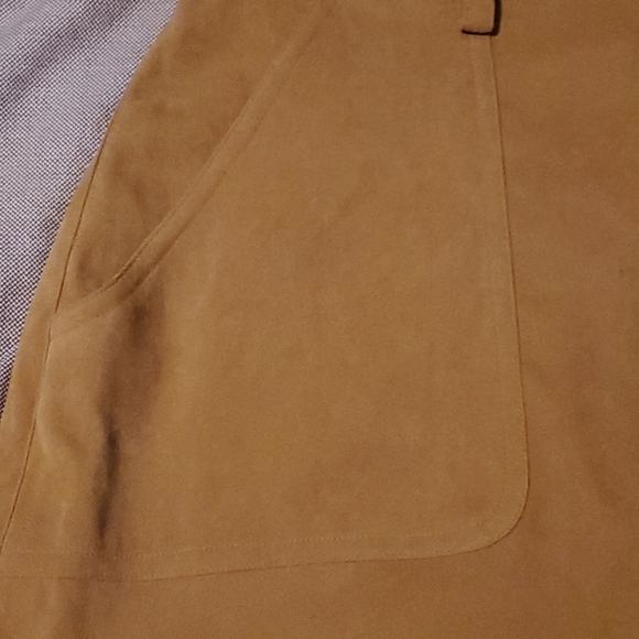 CRAZY HORSE A LIZ CLAIBORNE WOMENS SKIRT SIZE 8 Tan Suede Feel - Picture 2 of 11